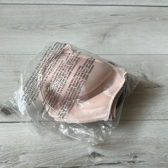 BALI‎ One Smooth U Ultra Light Illusion Underwire Bra DF3439 Sandshell 38D Nwt - Picture 11 of 11